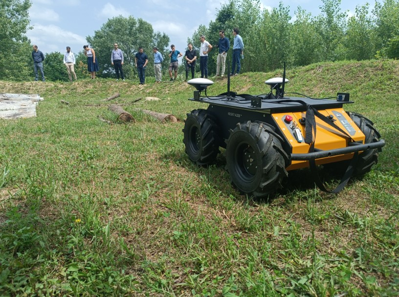 Autonóm terepi járműirányításhoz kapcsolódó workshop a MATE Műszaki Intézetében